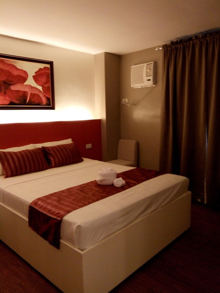 Reddoorz Plus At Hotel Metro Kalibo Eksteriør billede