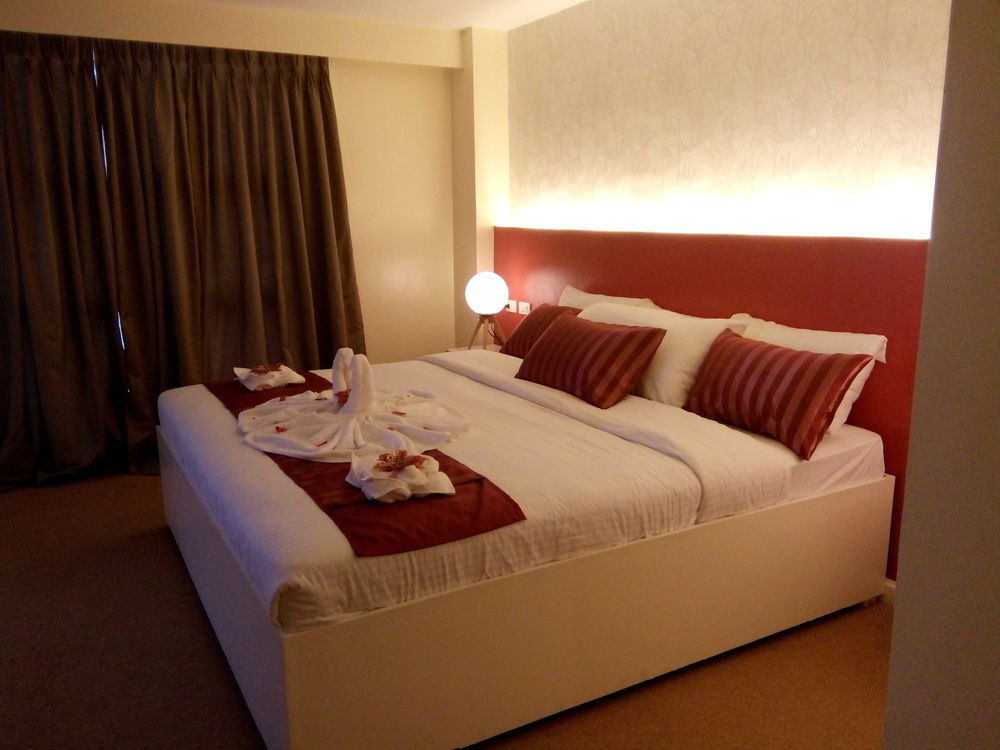 Reddoorz Plus At Hotel Metro Kalibo Eksteriør billede